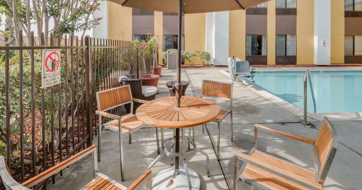 Hampton Inn Livermore from 107. Livermore Hotel Deals & Reviews KAYAK