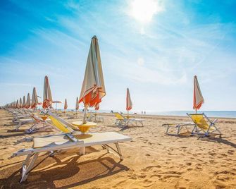 Residenza Concordia - Bibione - Strand