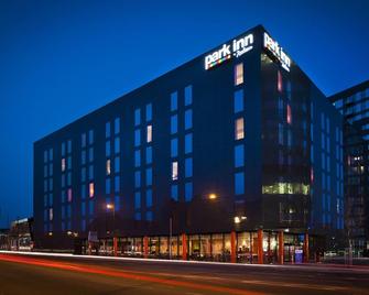 Park Inn by Radisson Manchester City Centre - Manchester - Building