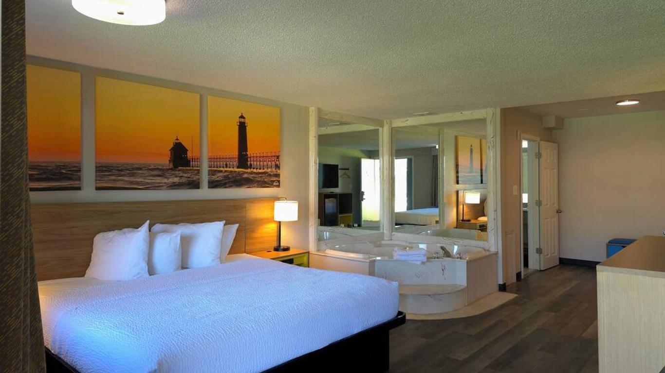 Days Inn & Suites by Wyndham Port Huron