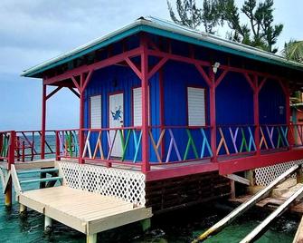 Entire Island Rental - Private Caribbean in Belize Caye 22 guests - Placencia - Gebäude