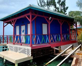 Entire Island Rental - Private Caribbean in Belize Caye 22 guests - Placencia - Byggnad