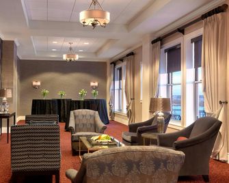 Hotel Blackhawk Autograph Collection - Davenport - Reception