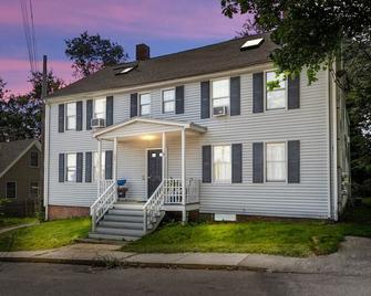 Downtown Amesbury 15 mins to beach - Amesbury - Edificio
