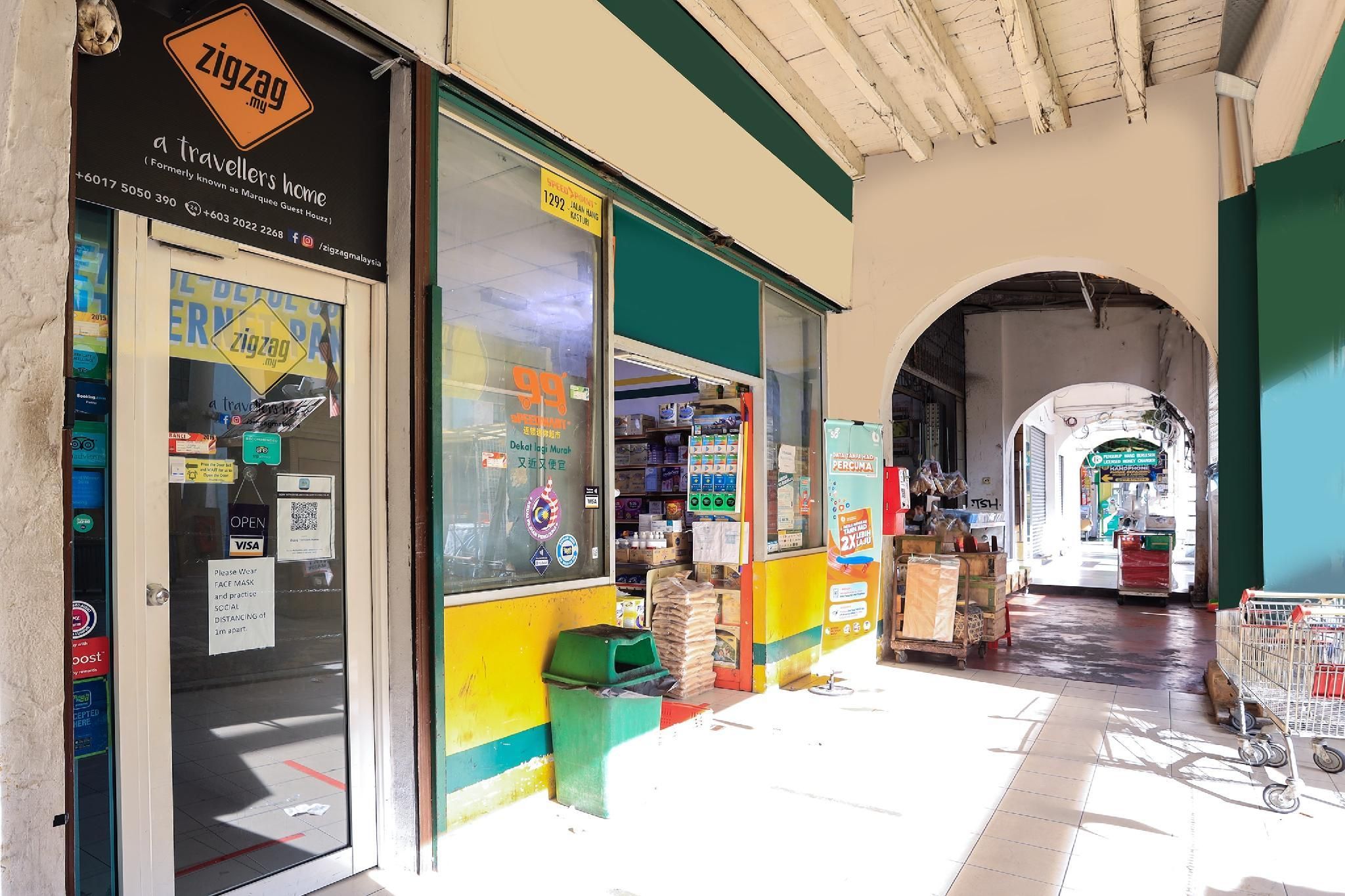 Spot On 90236 Zigzag Travellers Home