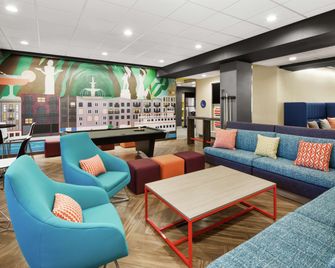 Tru by Hilton Savannah Midtown - Savannah - Sala d'estar
