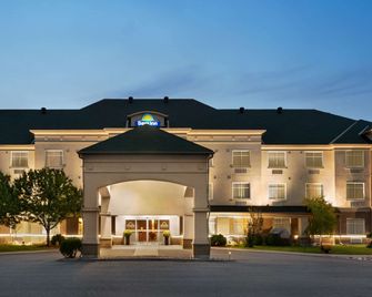 Days Inn Ottawa Airport - אוטאווה - בניין