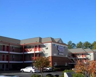 Stay Inn & Suites - Stockbridge - Stockbridge - Building