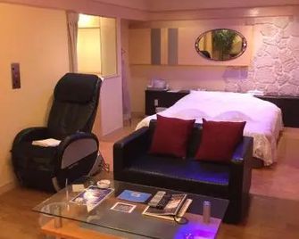 Hotel Oasis - Fukaya