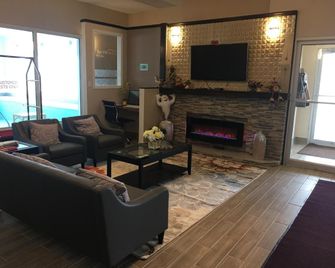 Bay Hill Inns & Suites, Neepawa - Neepawa - Living room