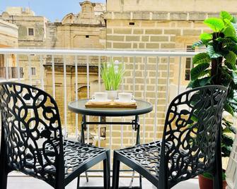 Birgu 2BR comfort Apartment by Holi - Birgu - Balcony