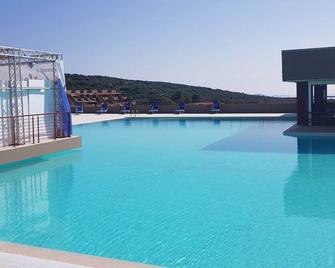 Apartment in Sardinia with Sea View - Olbia - Pool