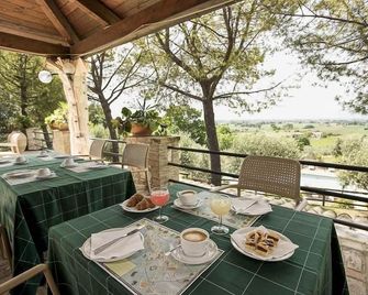 Country House Tre Esse - Assisi - Parveke