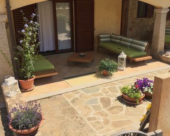 Sa Murta Bianca Guesthouse - Budoni - Patio