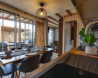 Les Chalets Du Lac Amneville Galaxie - Amnéville - Restaurant