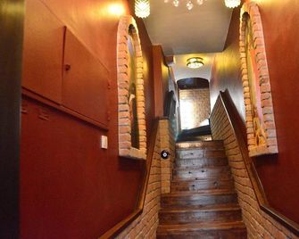 Antalyali Han Otel - Datça - Escaleras