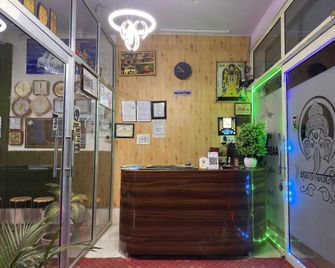 aashvi inn - Lansdowne - Recepción