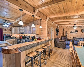 Otego Home w/ Hot Tub: Near All Star Village! - Oneonta