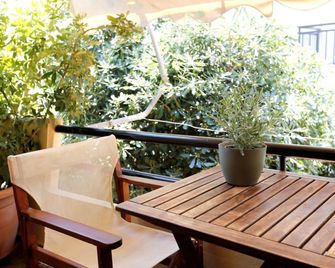 Mpalkoni Sti Monemvasia - Monemvasia - Balcón