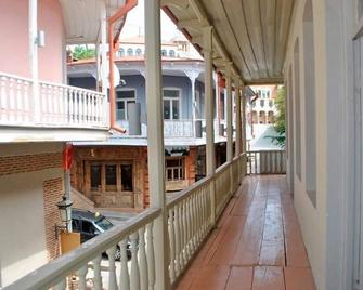 Nana's Guest House - Sighnaghi - Balcón