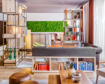 Hotel Nürnberg City Center by Leonardo Hotels - Nuremberg - Lounge