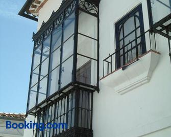 Hospederia y Aptos Casa de las Piedras - Grazalema - Gebouw
