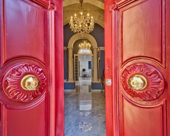 Julina Boutique Living - Mosta - Hallway