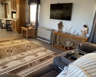 Beautiful Ranch Home—7 Minutes From Alamosa! - Alamosa - Stue