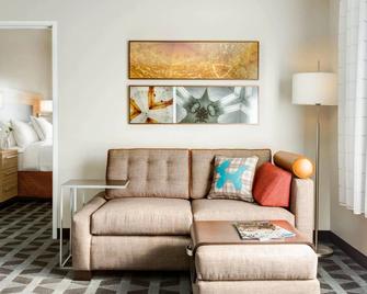 TownePlace Suites by Marriott San Mateo Foster City - Foster City - Huiskamer