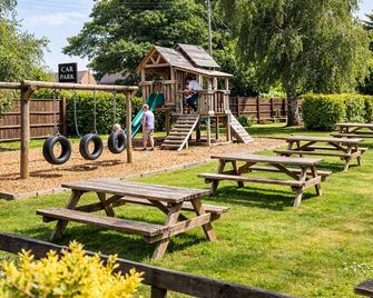 The Bell Inn - Gloucester - Patio
