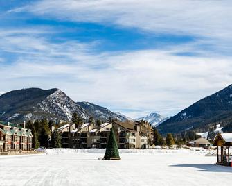 Keystone Studio Condo with Mountain Views, Quiet Location, Near Shuttle Stop - Keystone - Building