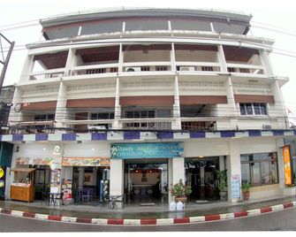 OYO 629 Chaytalay Palace Hotel - Ko Samui - Byggnad