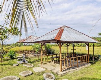 OYO 92005 Jabu Sihol - Pematangsiantar - Patio