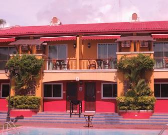 Crown Regency Residences Davao - Davao City - Building