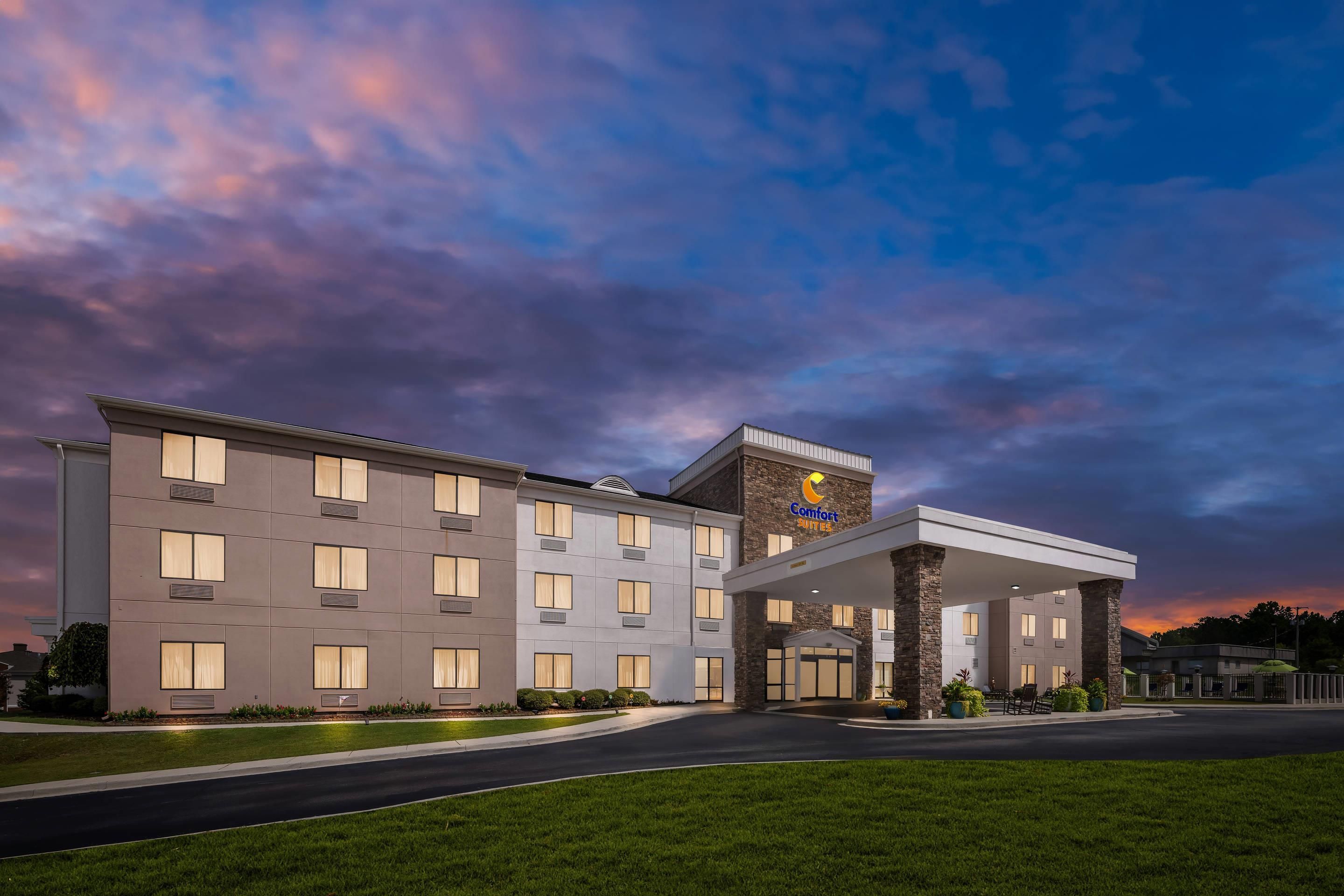 Comfort Suites Cullman I-65 Exit 310 - Cullman - Gebäude