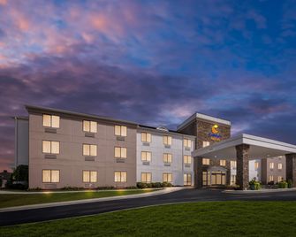 Comfort Suites Cullman I-65 Exit 310 - Cullman - Gebäude