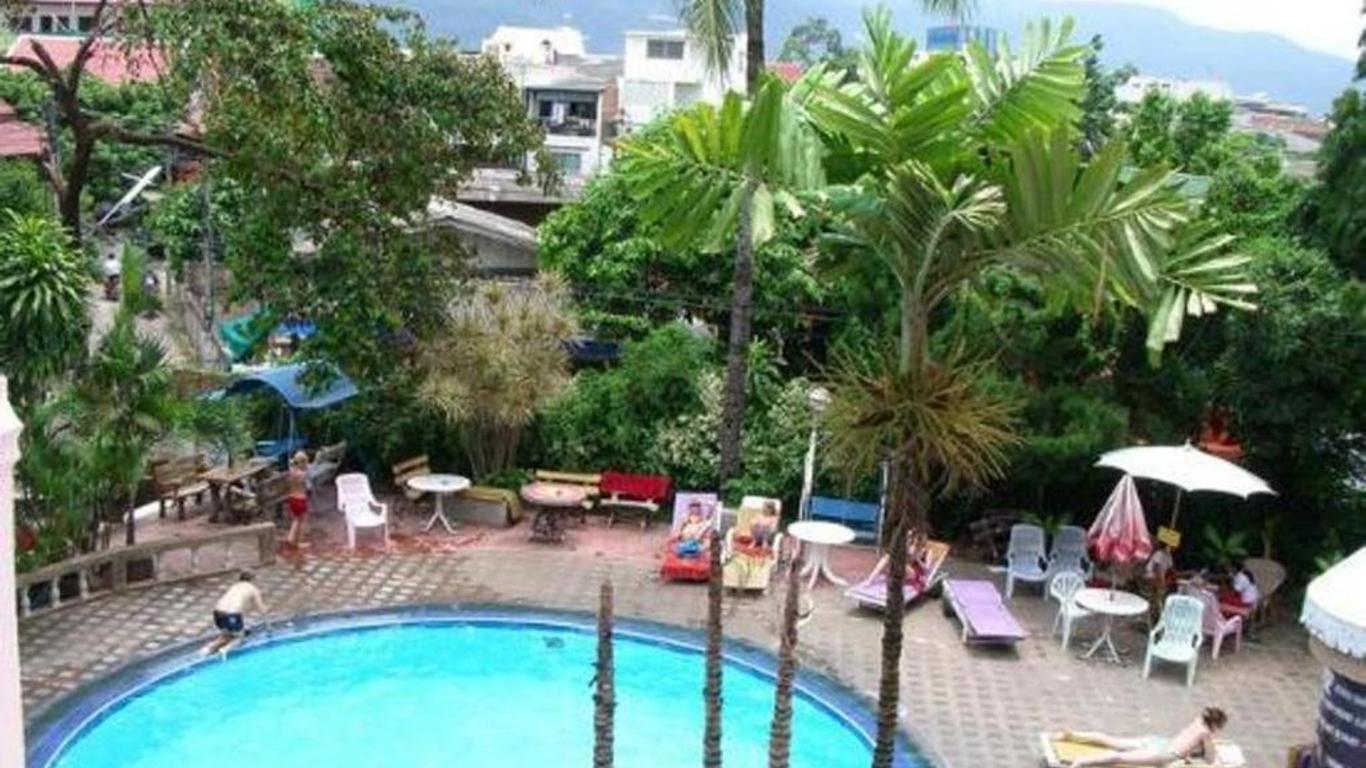 Hotel O Top North Guesthouse