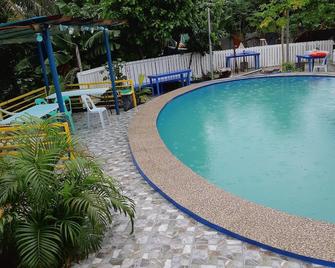 Davocol's Inn Batanes - Basco - Pool