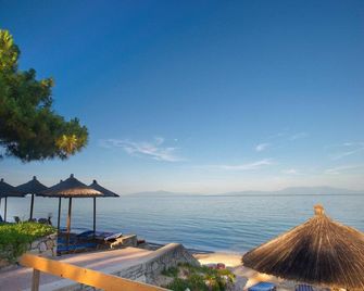 Portes Beach Hotel - Nea Poteidaia - Strand