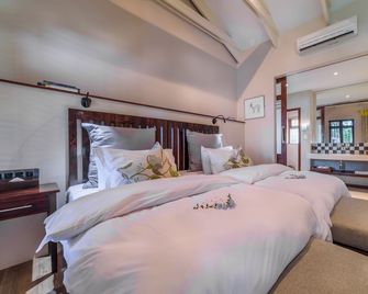 Casterbridge Hollow Boutique Hotel - White River - Bedroom