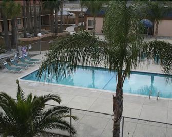 Budget Lodge San Bernardino - San Bernardino - Pool