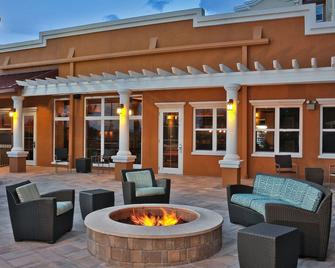 Residence Inn by Marriott Oklahoma City Airport - Oklahoma City - Patio