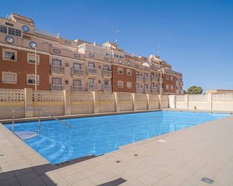 Amazing apartment in Roquetas de Mar - Roquetas de Mar - Piscina