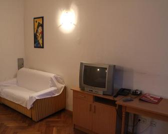 Suite Hotel 200m zum Prater - Vienna - Living room