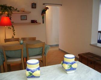 Villa La Terrazza Suites - Sorrento - Comedor