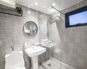 Wooyeon Handong Pension - Ciudad de Jeju - Baño