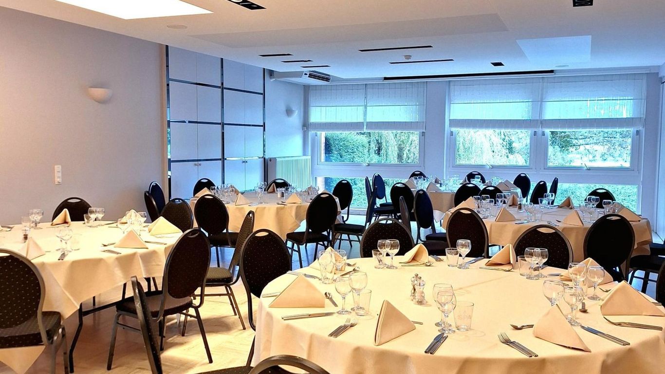 هوتل لي 3 كليز