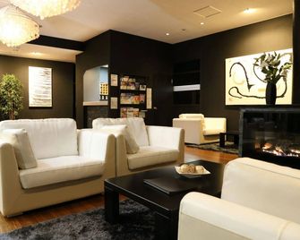 Hakuba Echo Hotel and Apartments - האקובה - טרקלין