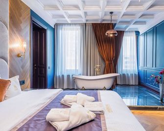 Highline Downtown Aparthotel Oldtown Unirii Square - Bukarest - Schlafzimmer