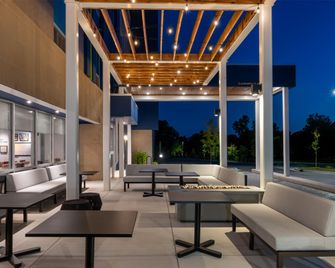 Home2 Suites by Hilton Ann Arbor South - Ann Arbor - Building